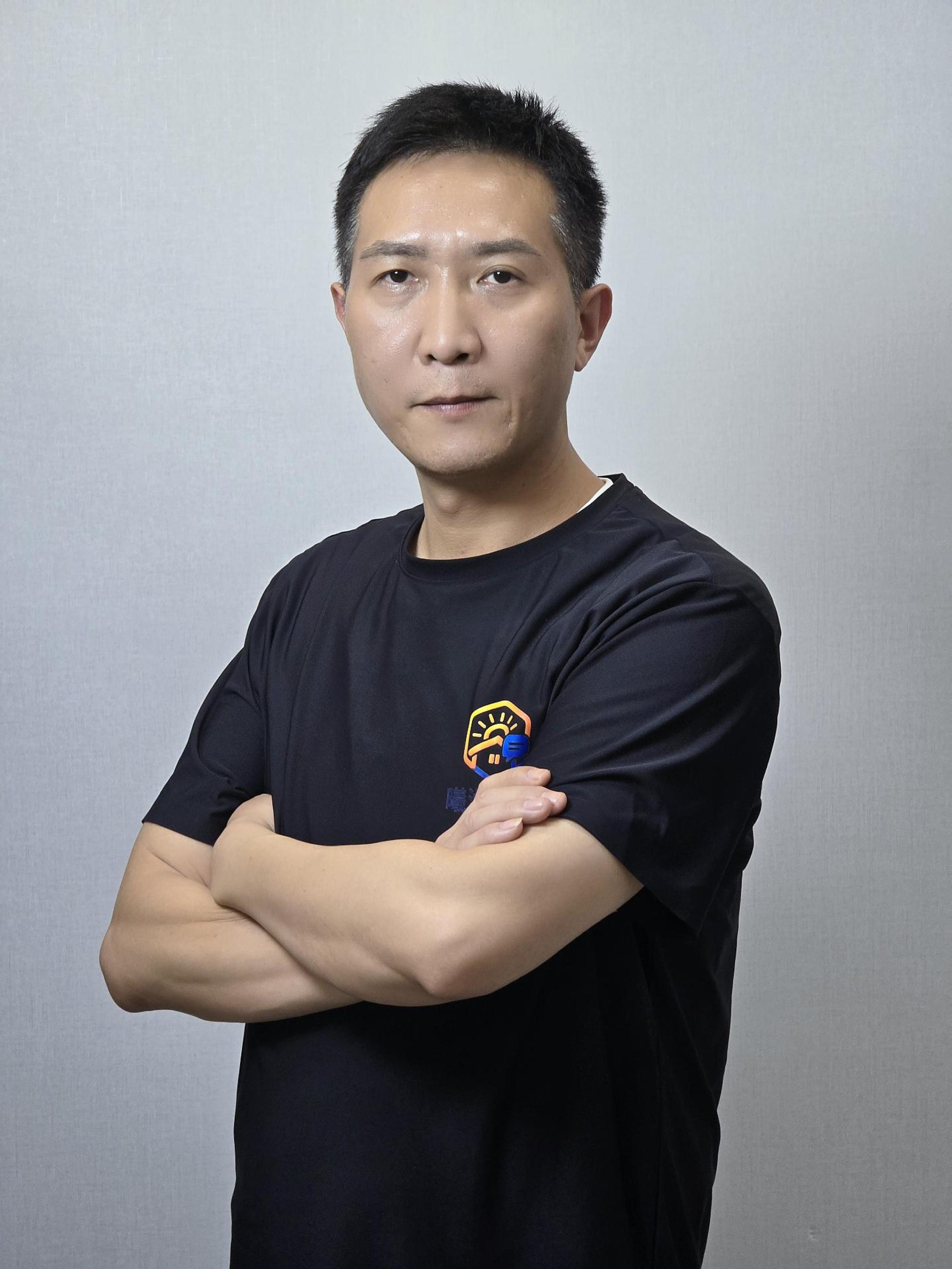 创始人康乐